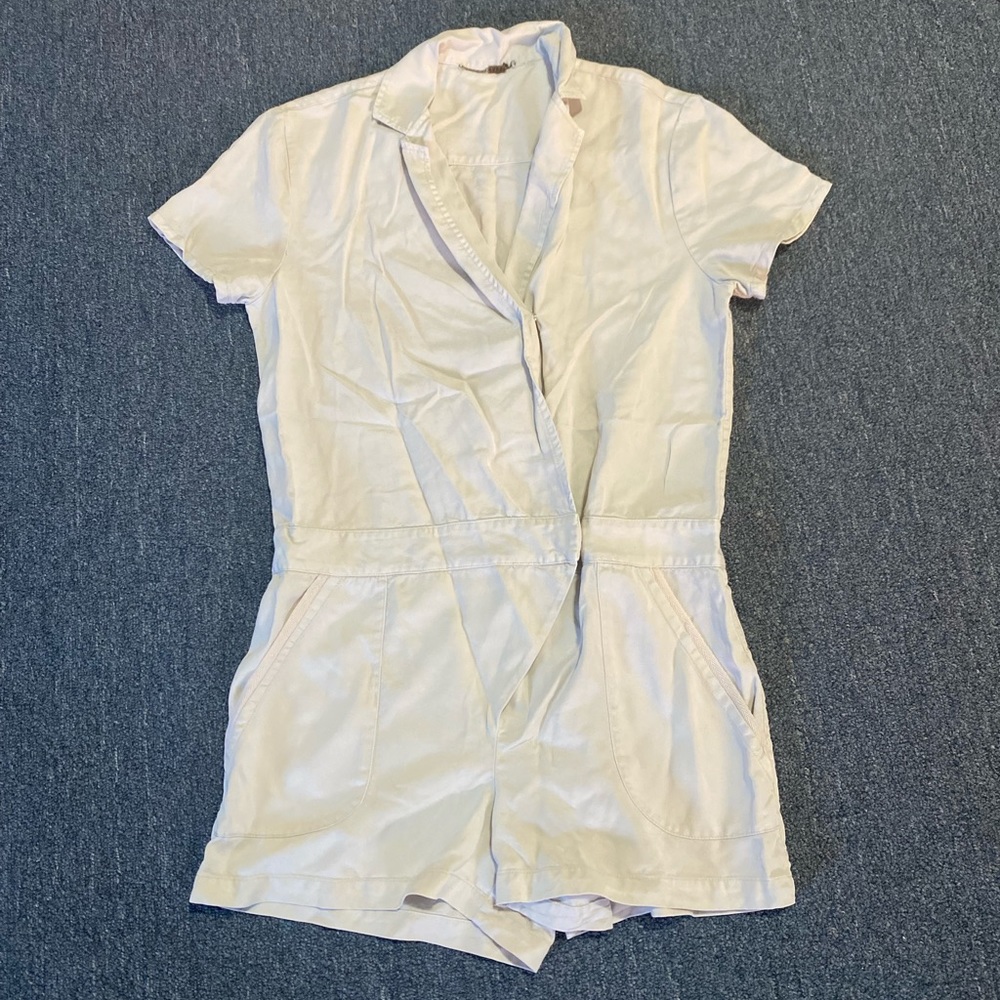 Beige romper
